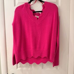 eesome Fuchsia Scalloped V-Neck Sweater
